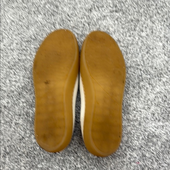 Rothy's Cream Flats with Soft Upper and Versatile Design - Picture 4 of 6